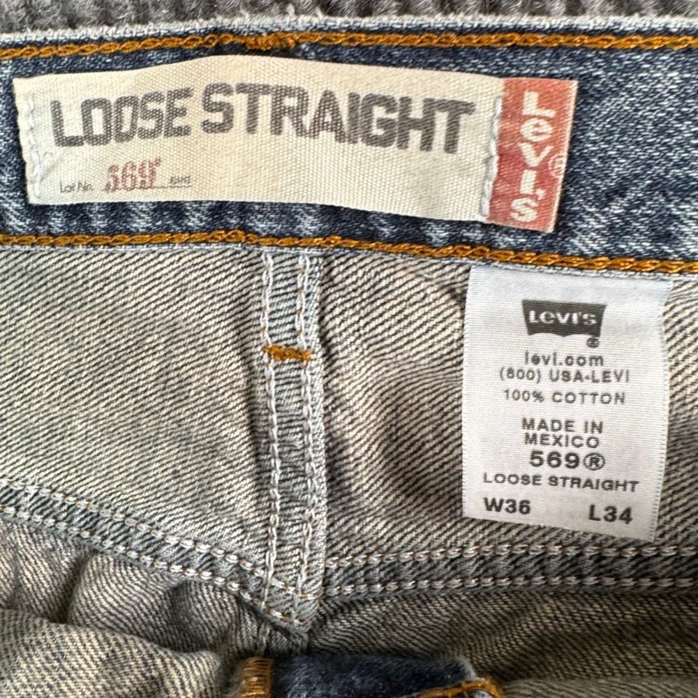 Y2K Levi's 569 Loose Straight Fit Mens 37x33 Jean Light Wash Distressed Baggy‎